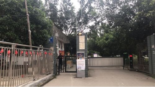 湖南工廠保潔服務(wù)公司 專業(yè)保潔服務(wù)助力工業(yè)環(huán)境升級